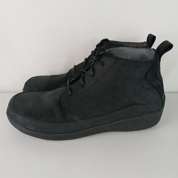 Duluth Trading Women's SZ 9.5 Seneca Falls Laced Ankle Boot Black Leather 21911 - Picture 4 of 8